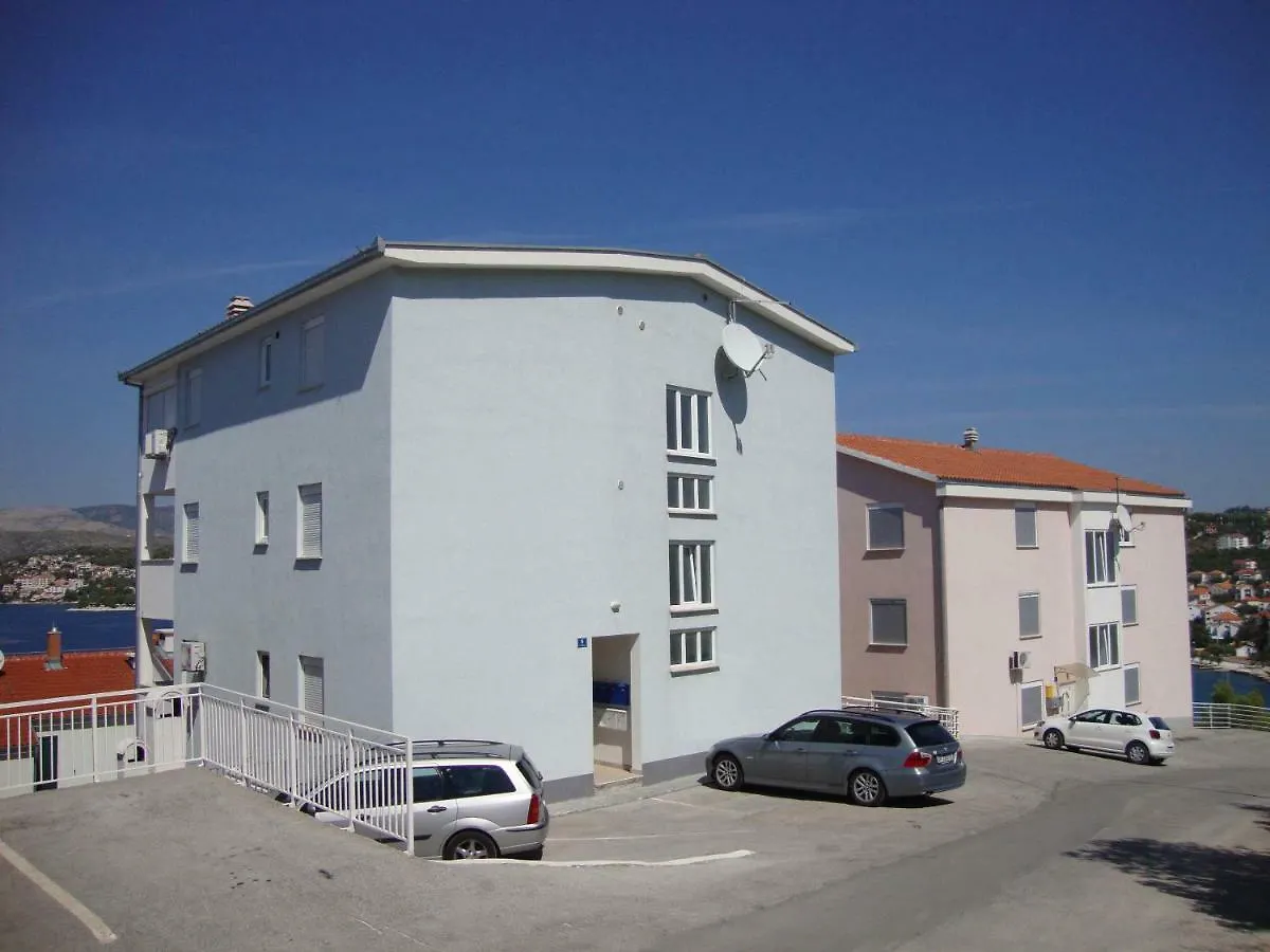 Appartamento Panoramablick Traù 0*,